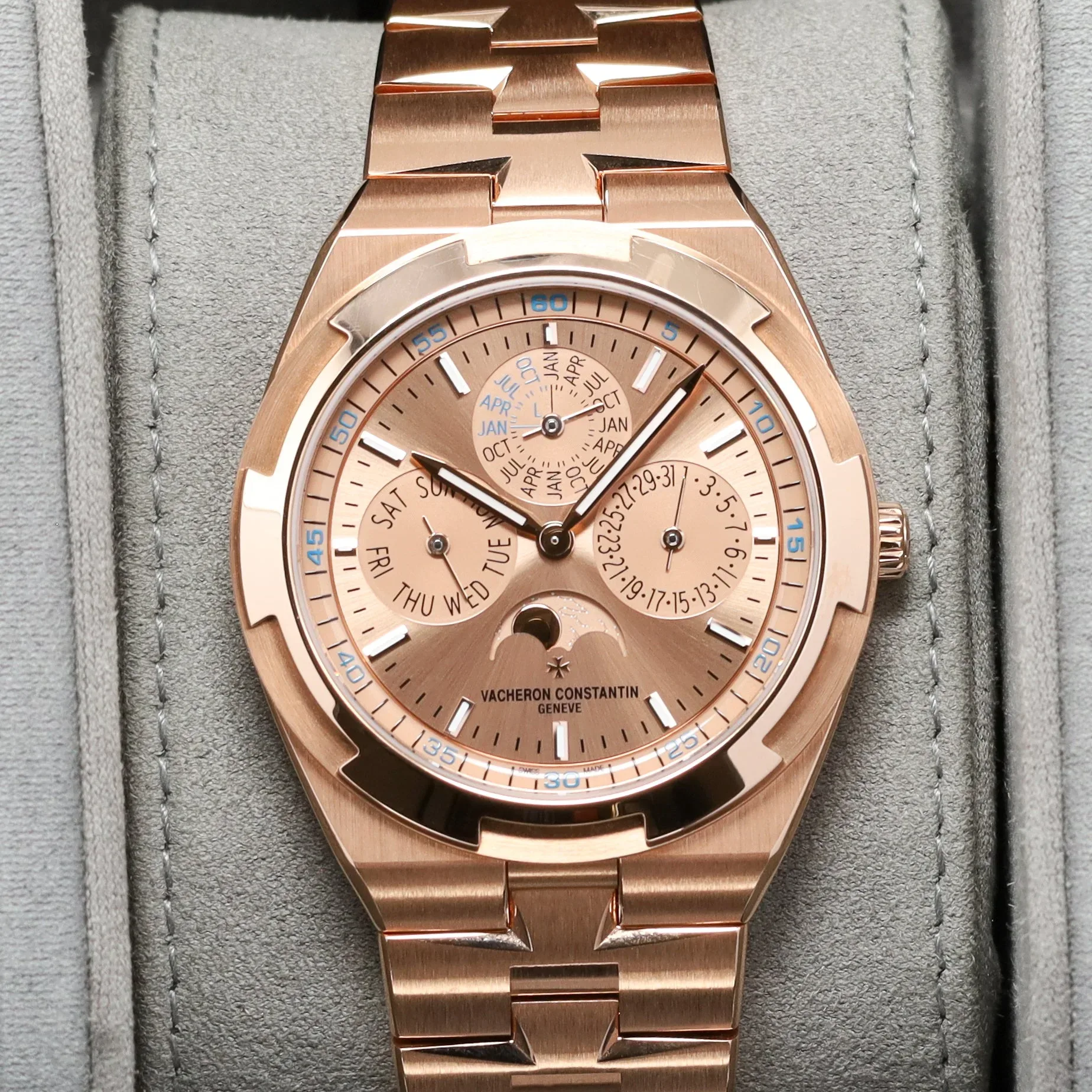 Vacheron Constantin Overseas