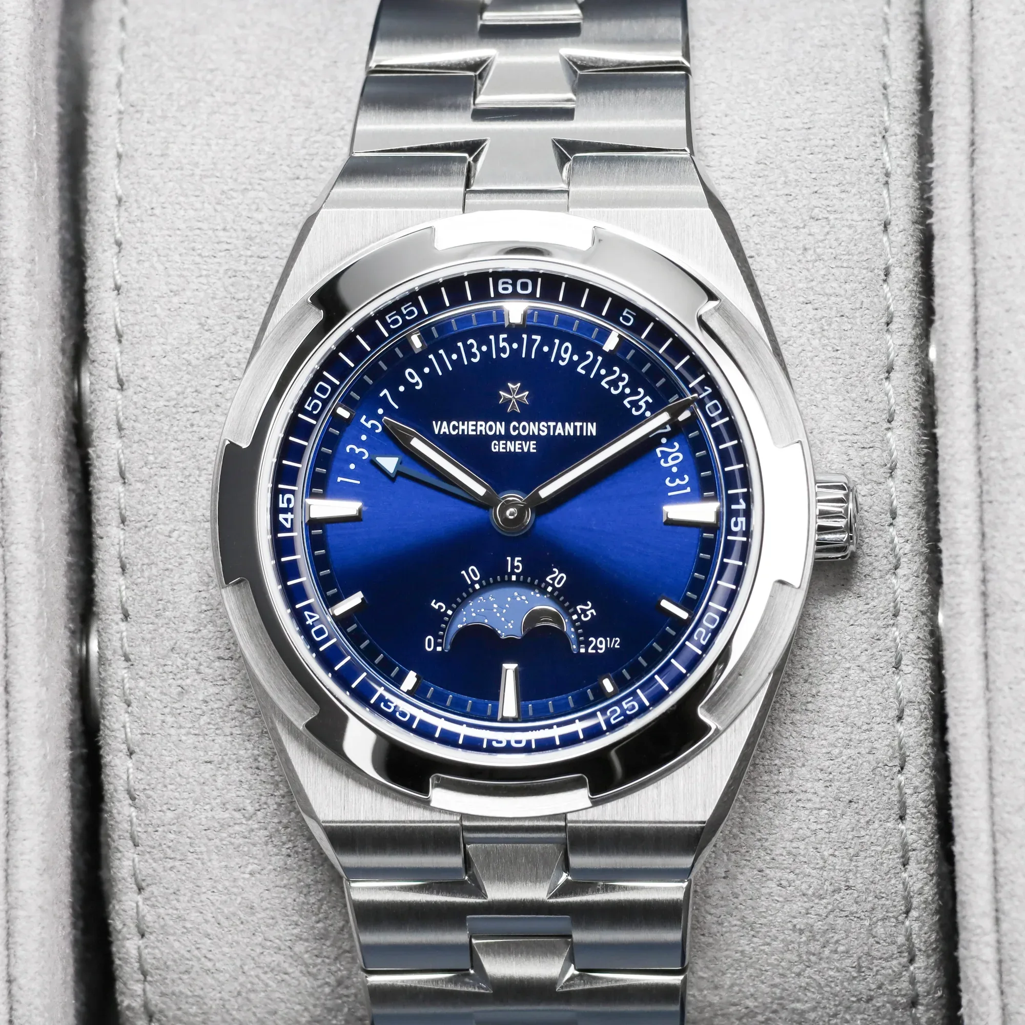 Vacheron Constantin Overseas